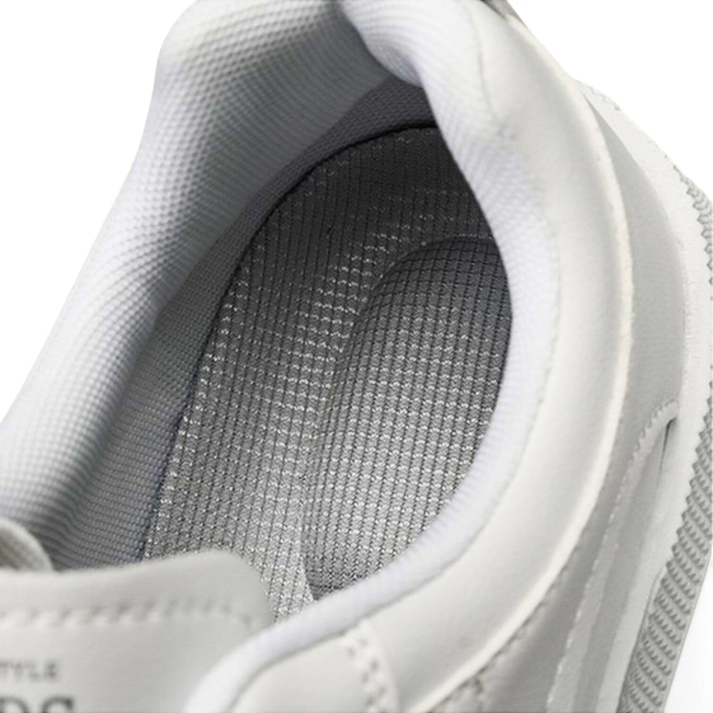 GUIDO | White Sneakers